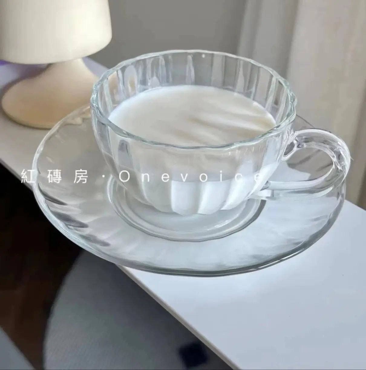 ست 6 نفره فنجان و نعلبکی شیاردار شفاف برند دلی — تصویر ۳