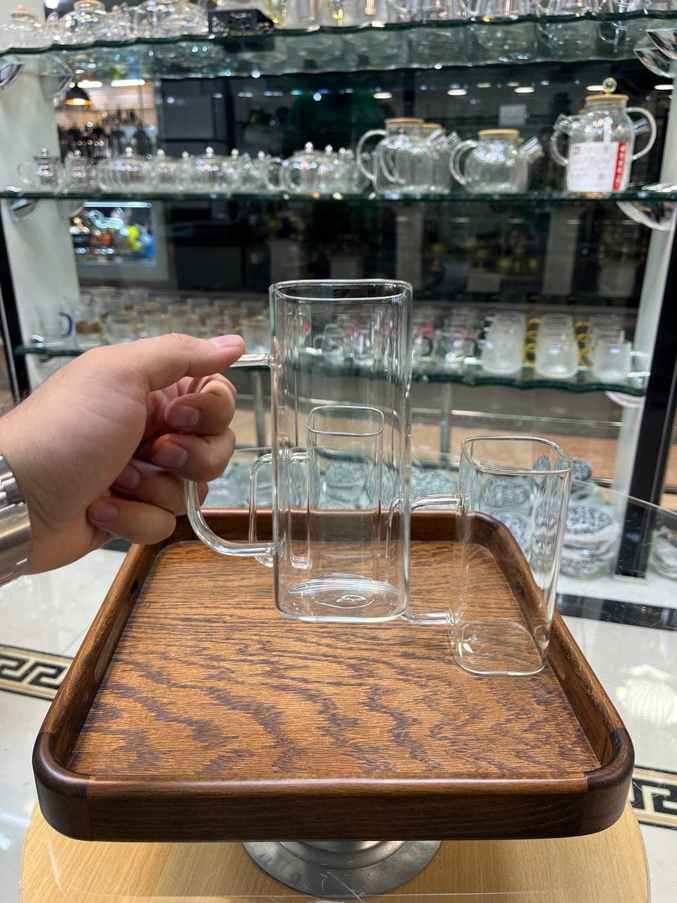 لیوان پیرکس مربع بلند دسته دار — تصویر ۳