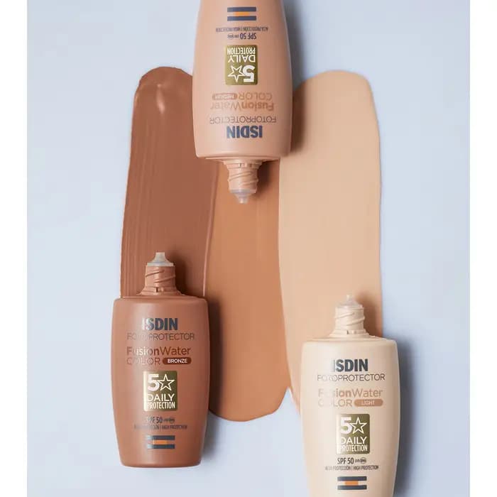 ضد آفتاب رنگی ایزدین مدیوم SPF50 مدل Fusion Water Color Medium حجم 50 میل — تصویر ۳