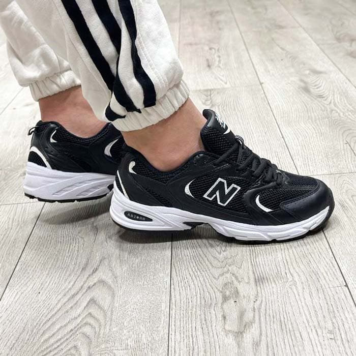 کتونی نیوبالانس 530 مشکی سفید مردانه زنانه رویه بافت- 530 new balance کد 6768 — تصویر ۲