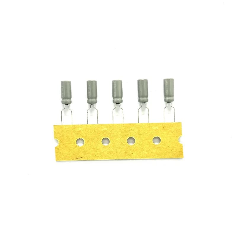 خازن 100 میکروفاراد 16 ولت ژاپنی Panasonic