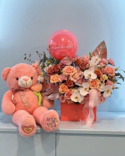 بهترین باکس گل و بادکنک برای جشن تولد نوزاد پسر از کجا پیدا کنم؟
