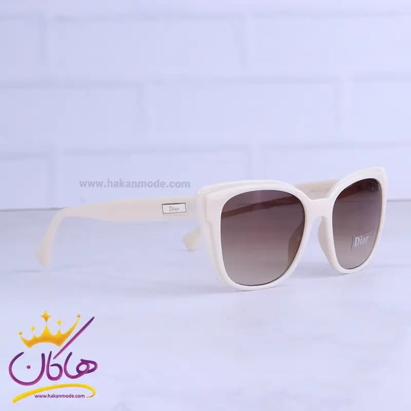 عینک آفتابی دیور زنانه فریم پروانه ای سفید 6762/1 — تصویر ۴