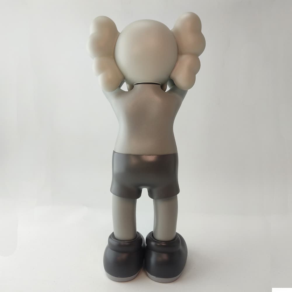 فیگور مدل کاوز Kaws together — تصویر ۴