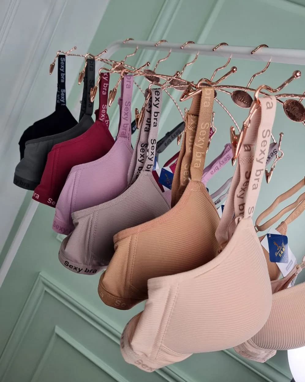 سوتین زنانه اسفنجی اسپرت Sexy Bra سیلکا — تصویر ۳