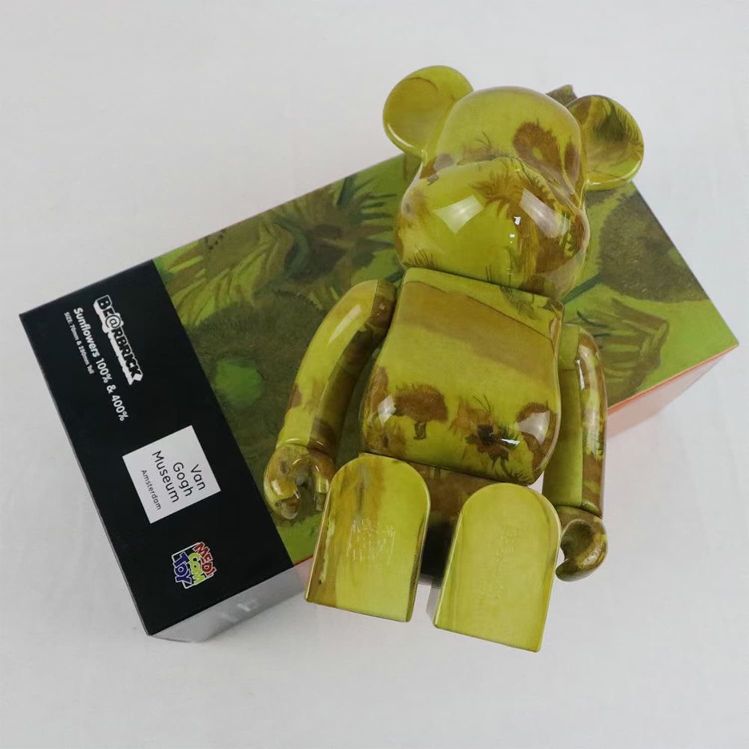 فیگور مدل Bearbrick Van Gogh — تصویر ۳
