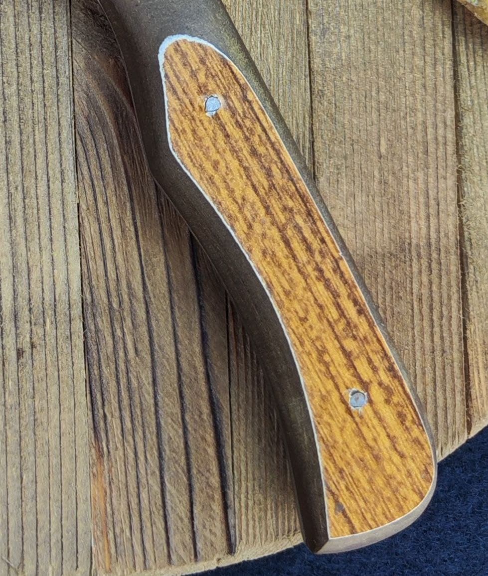 ساطور آشپزخانه فرخی دسته چوب کائوچو (استیل ضد زنگ دست‌ساز) — تصویر ۳