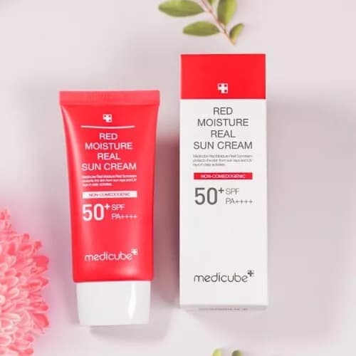 کرم ضد آفتاب مرطوب‌ کننده مدی کیوب (تسکین دهنده) SPF50 — تصویر ۲