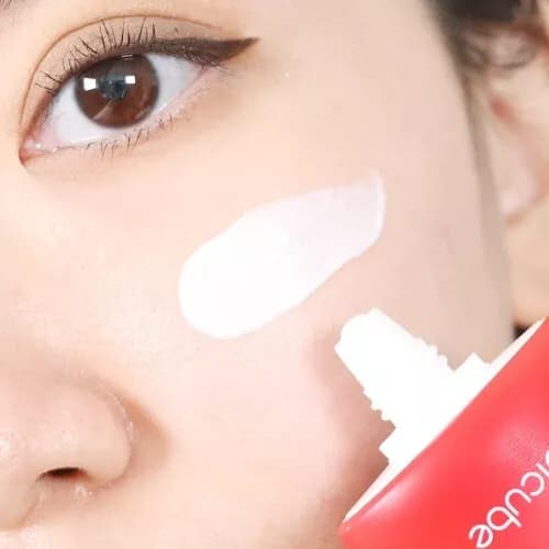 کرم ضد آفتاب مرطوب‌ کننده مدی کیوب (تسکین دهنده) SPF50 — تصویر ۴