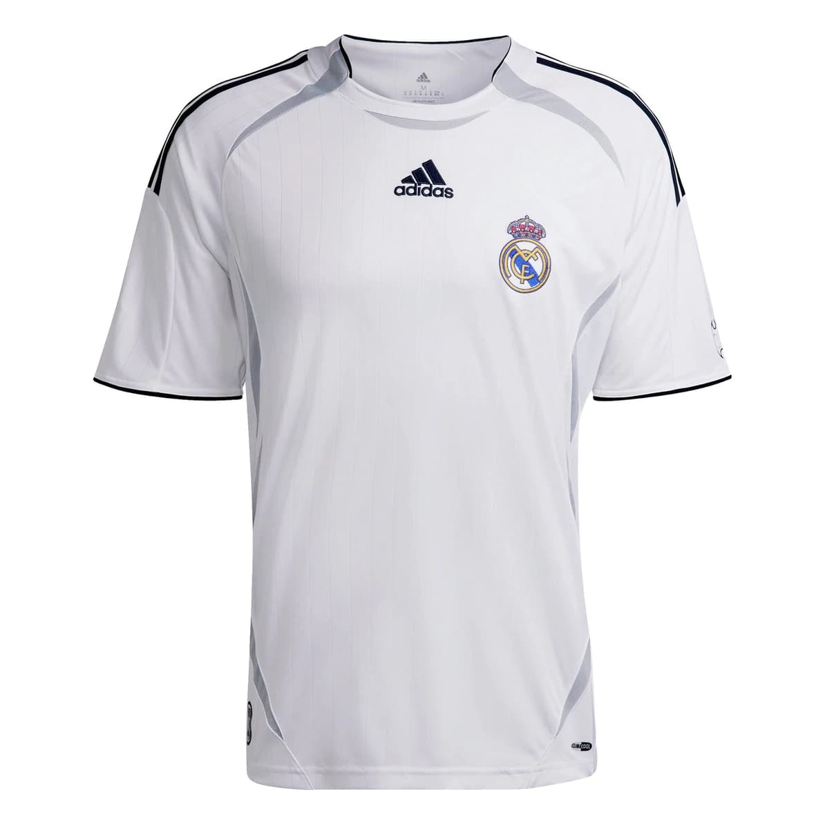 لباس teamgeist رئال مادرید 2022