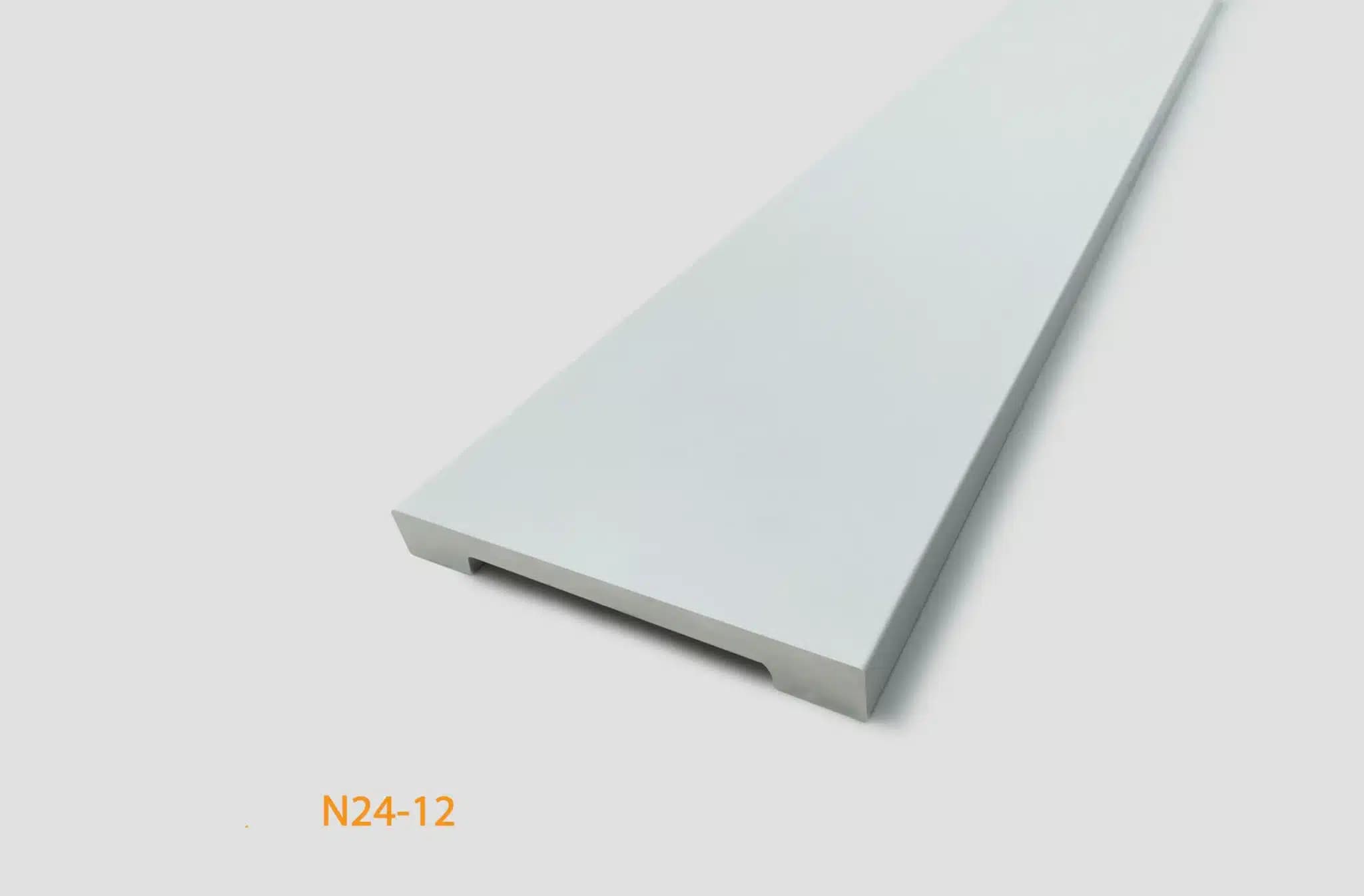 قرنیز پی وی سی 120 میلیمتر کد N24