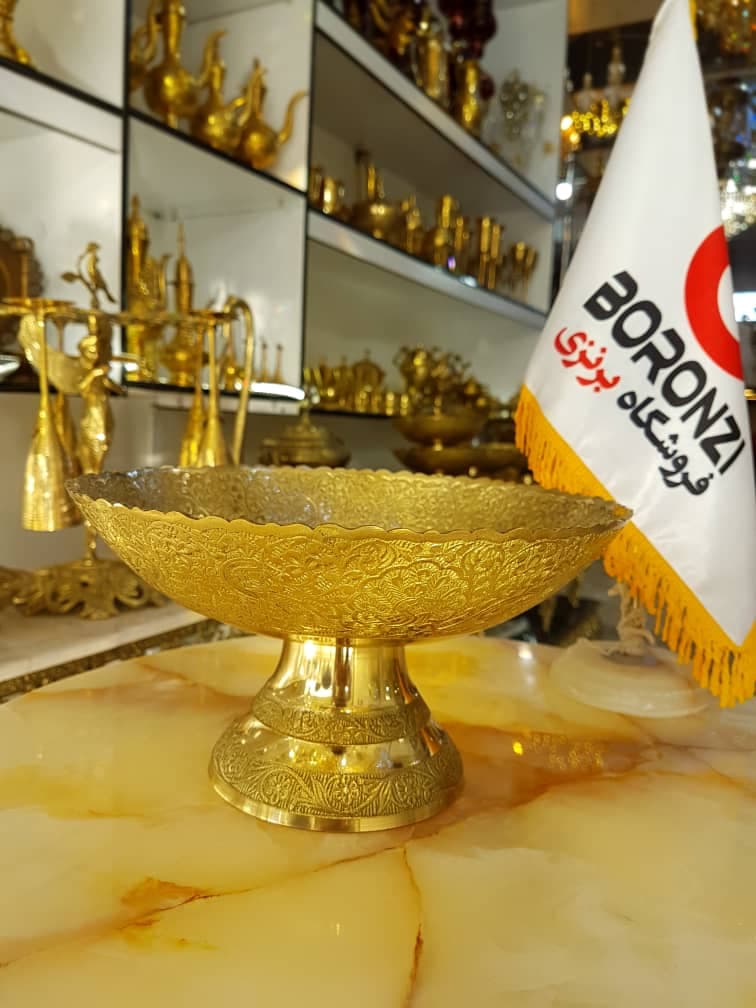 کاسه پایه دار برنجی هندی لبه ریز — تصویر ۴