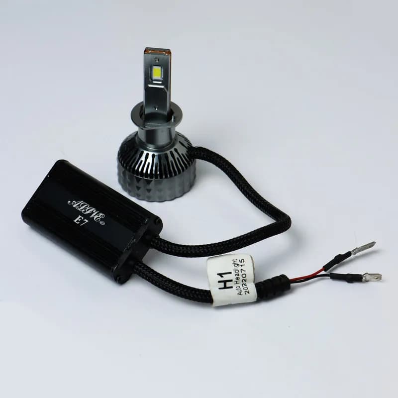 هدلایت خودرو الایو مدل E7 پایه H1 بسته دو عددی — تصویر ۲