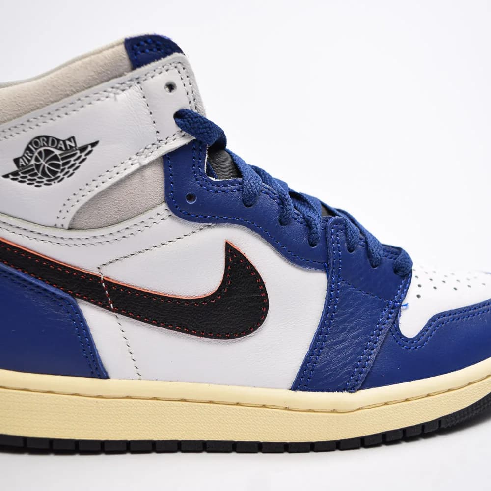 کتونی Nike مدل Air 1 Retro High OG – DZ5485-100 — تصویر ۶