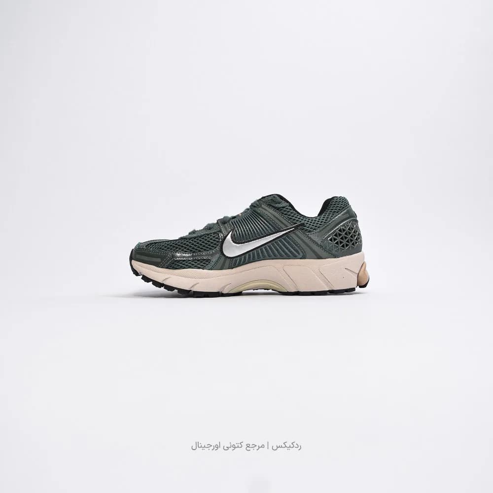 کتونی Nike مدل Zoom Vomero 5 – FN6742-300 — تصویر ۲