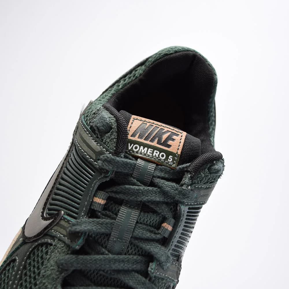 کتونی Nike مدل Zoom Vomero 5 – FN6742-300 — تصویر ۷