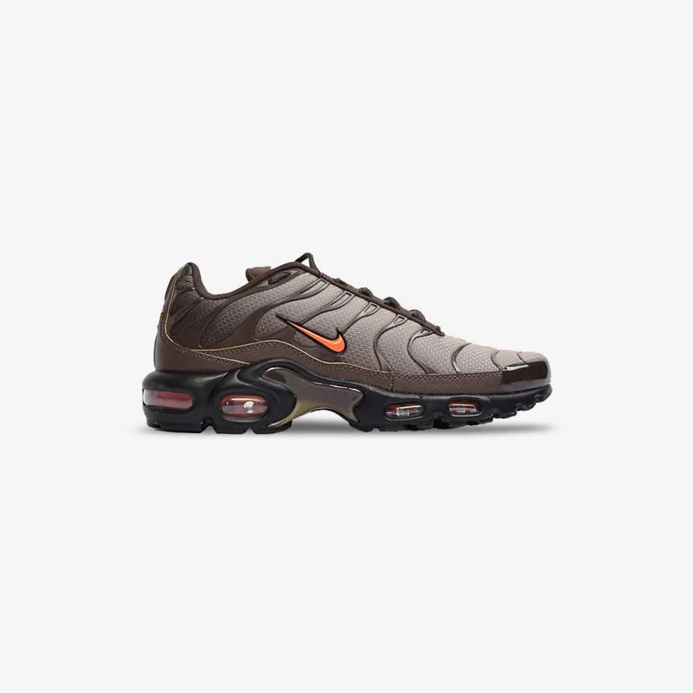 کتونی Nike مدل Air Max Plus – DM0032-200