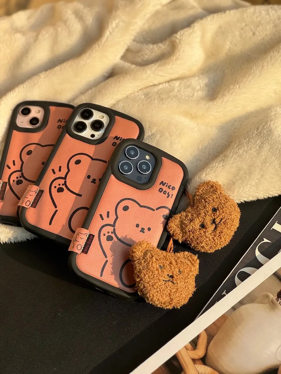 قاب Hero Bear با آویز پشمی (کدC1581) — تصویر ۲