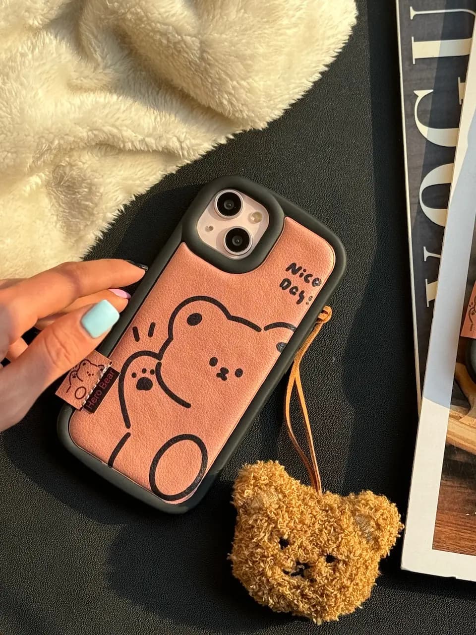 قاب Hero Bear با آویز پشمی (کدC1581) — تصویر ۶