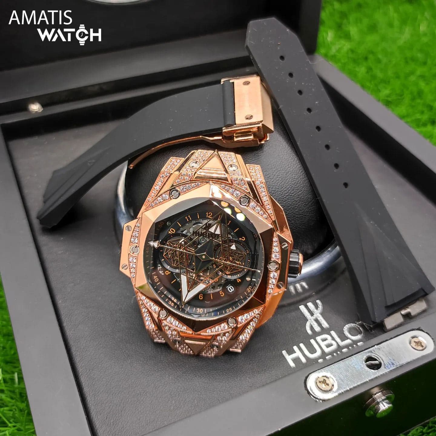 ساعت مچی مردانه هابلوت مدل Hublot Unico Sang Bleu ll Diamonds 5942W
