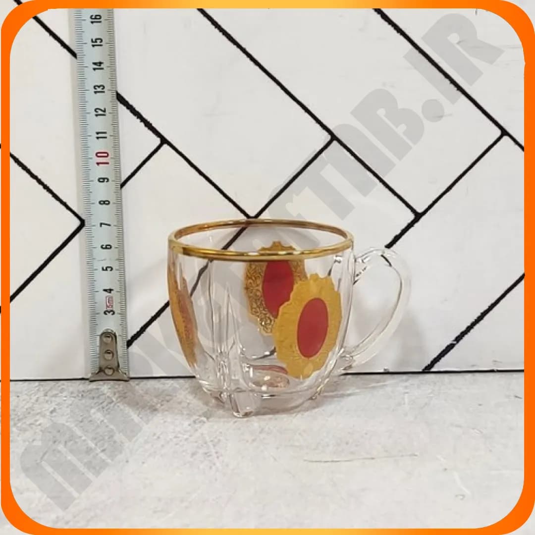 KTZB126 فنجان سلتیک لب طلا طرح دار زرشکی بلینک مکس — تصویر ۳