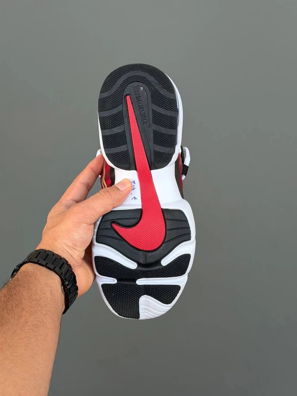 کتونی نایک ایرمکس آلفا ساواج 2 سفید قرمز Nike Air Max Allpha Savage 2 White Red — تصویر ۵