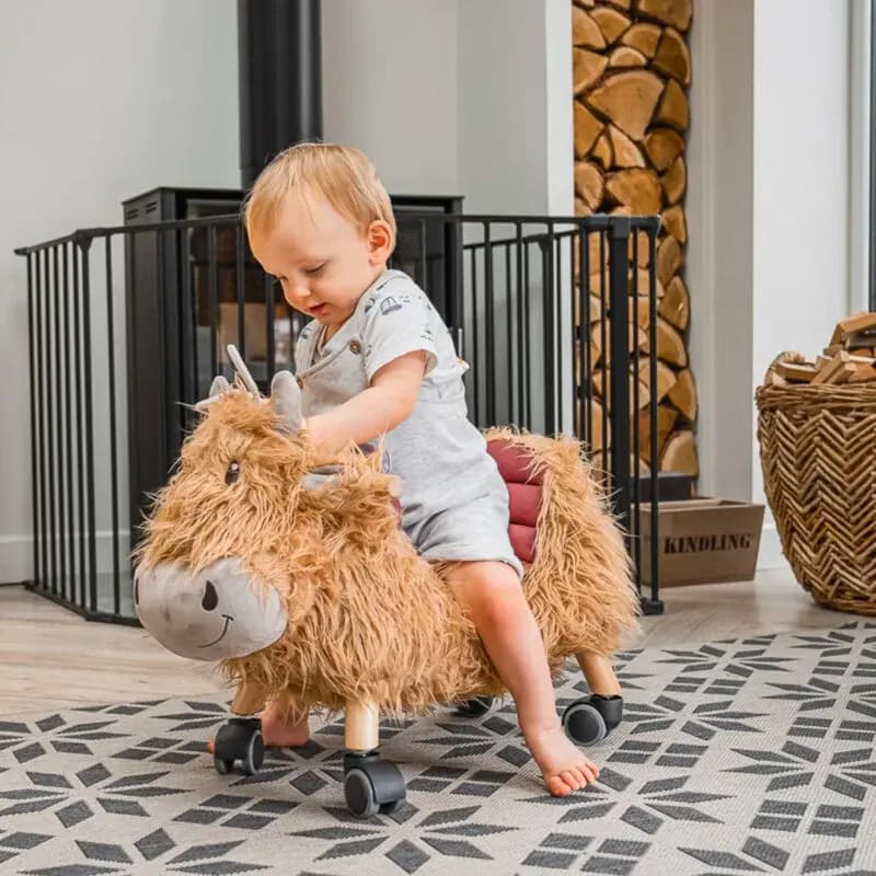 گاو چرخدار هایلند لیتل برد little bird HIGHLAND COW RIDE ON — تصویر ۳