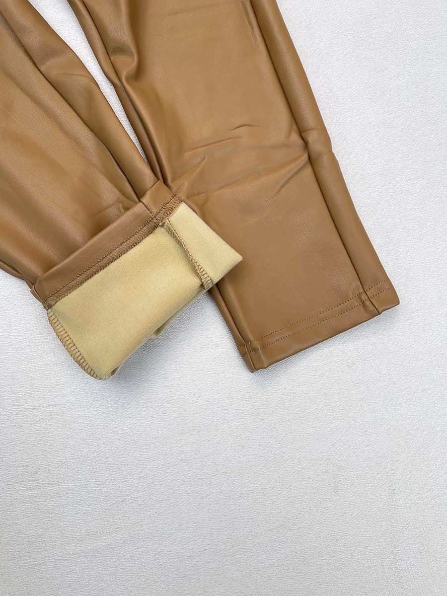 شلوار لگ زنانه چرمی برند اسمارا کد A1108 — تصویر ۴