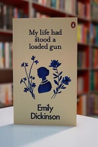 My life had stood a loaded gun اثر Emily