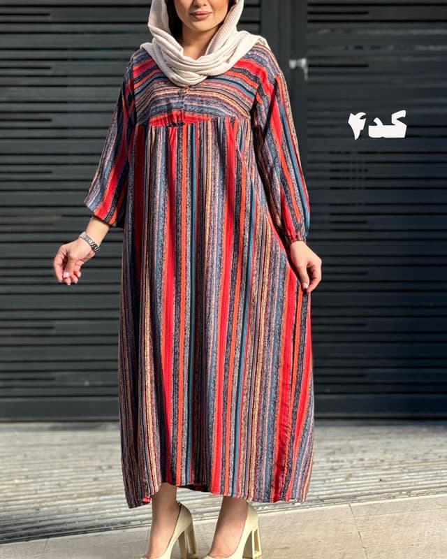 پیراهن طرح دار راه راه — تصویر ۲