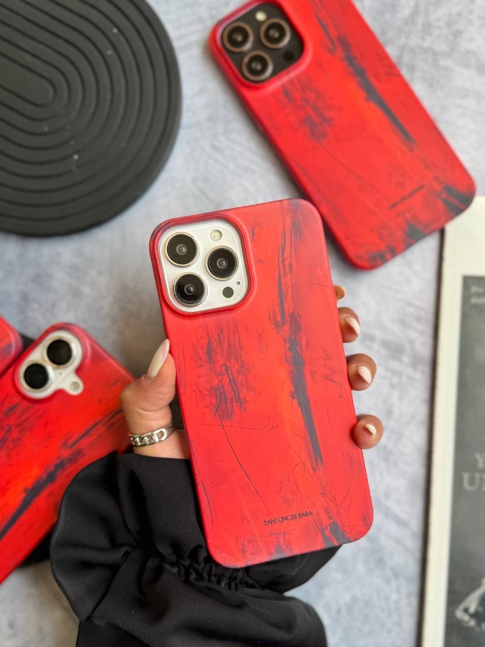 قاب قاب scarlet (آیفون) — تصویر ۳