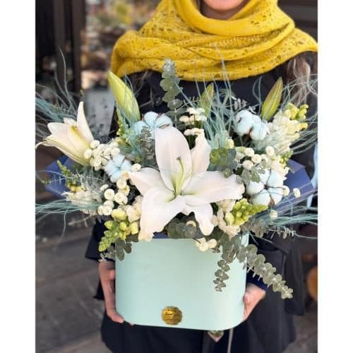 ارسال فوری گل برای باغ عمارت 8127