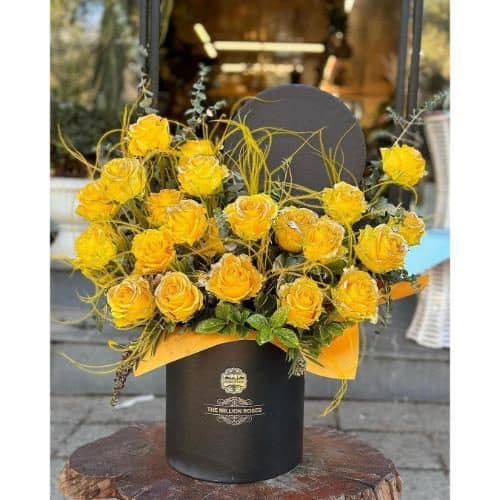ارسال فوری گل برای باغ عمارت شرق تهران 8125