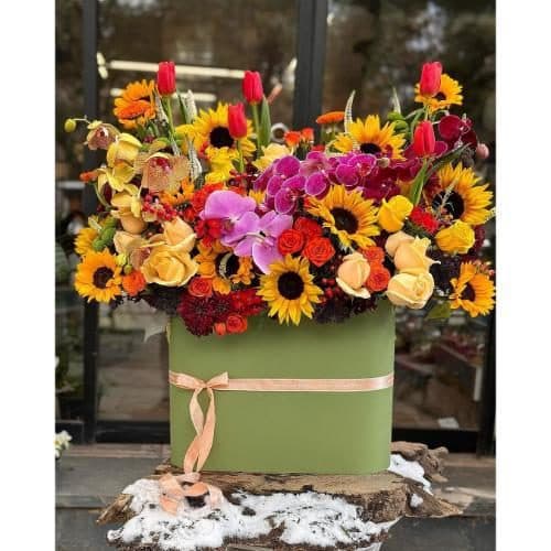 ارسال فوری گل برای باغ تالار عمارت خورشید کرج 8104