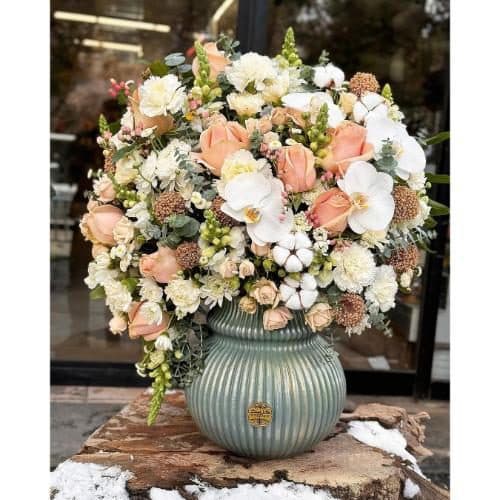 ارسال فوری گل برای باغ تالار رویال شهریار 8098