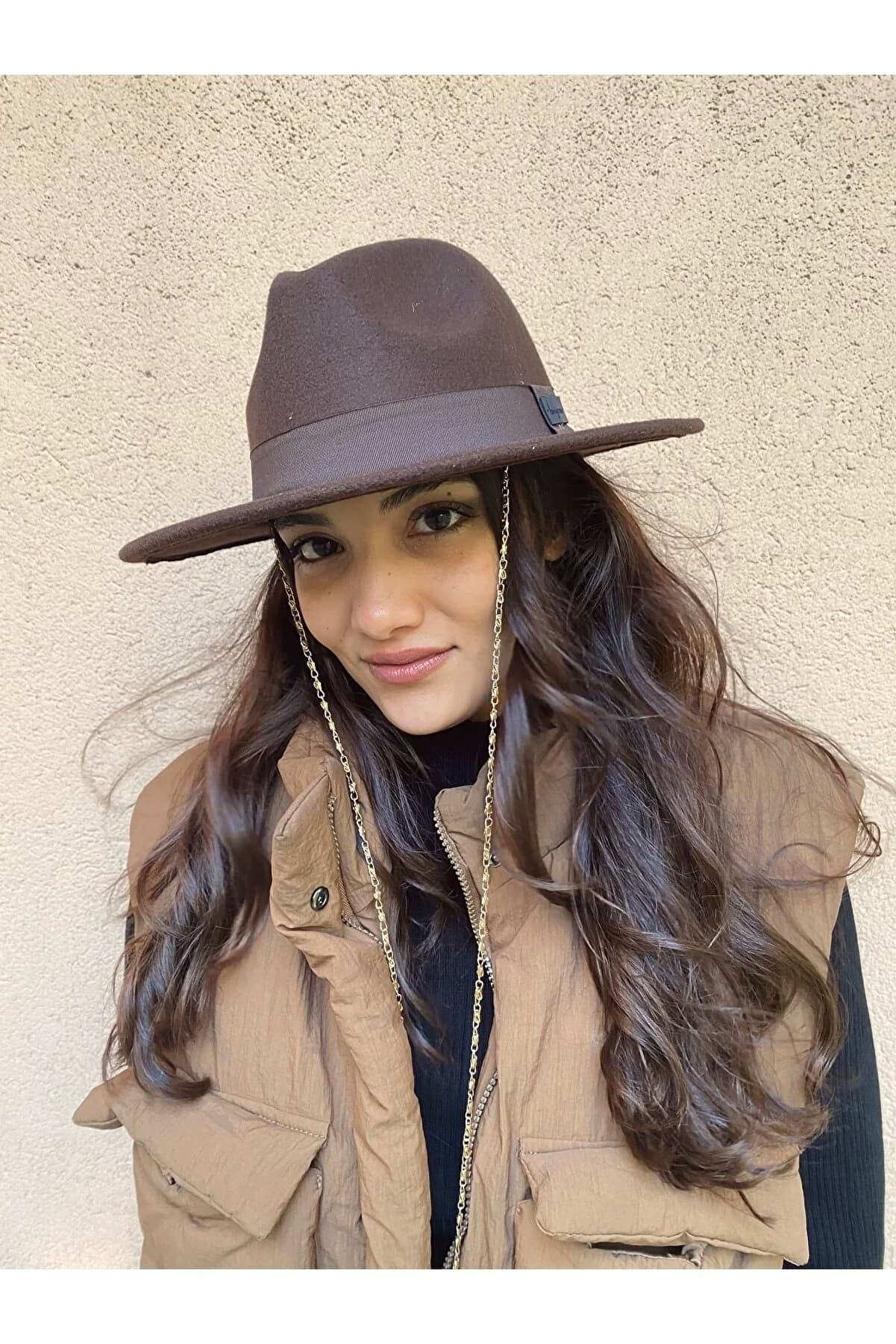 کلاه شاپوی فدورا قهوه ای با اکسسوری لاویونسا laviyonsa Fedora Kahverengi 364698209 — تصویر ۲