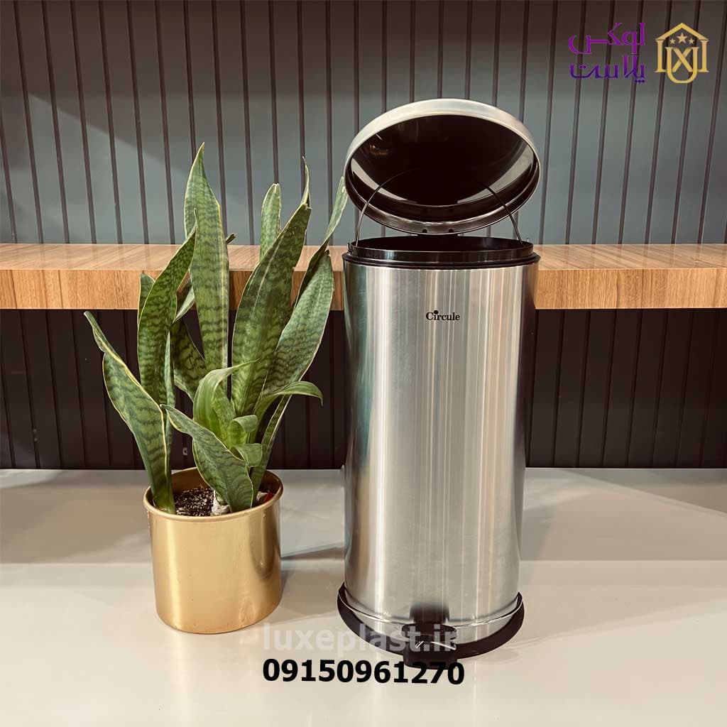 سطل زباله پدالی سرکوله استیل مدل آرام بند 30 لیتر کد 7300 — تصویر ۴