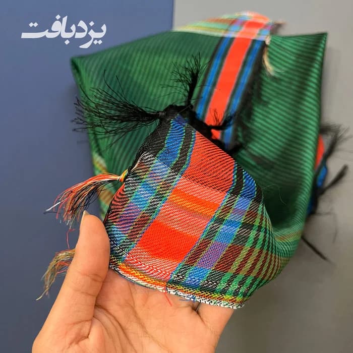 دستمال یزدی ابریشمی راه راه سبز سایز بزرگ — تصویر ۲