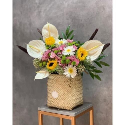 گل فروشی نزدیک کیک خونه ولیعصر تهران sh162
