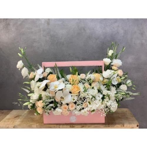 گل فروشی نزدیک شیرینی گلستان جنت آباد جنوبی تهران sh130
