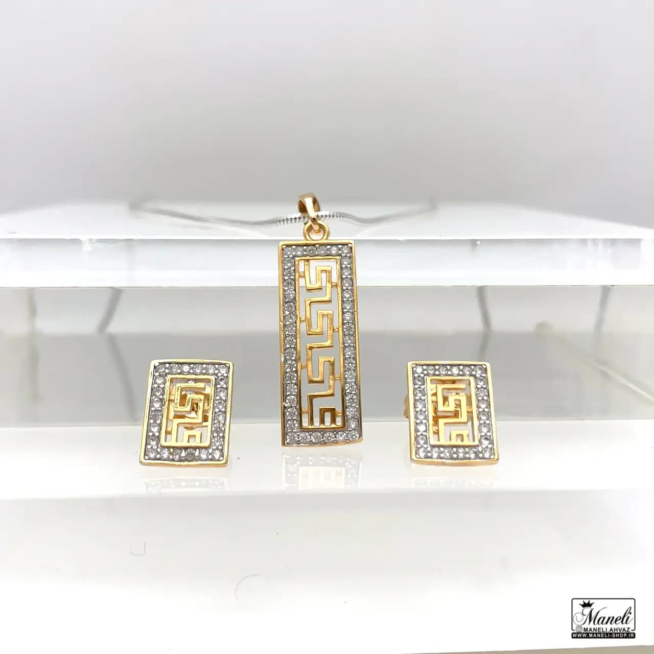 نیم ست ورساچه ژوپینگ رنگ طلایی + زنجیر نقره ای