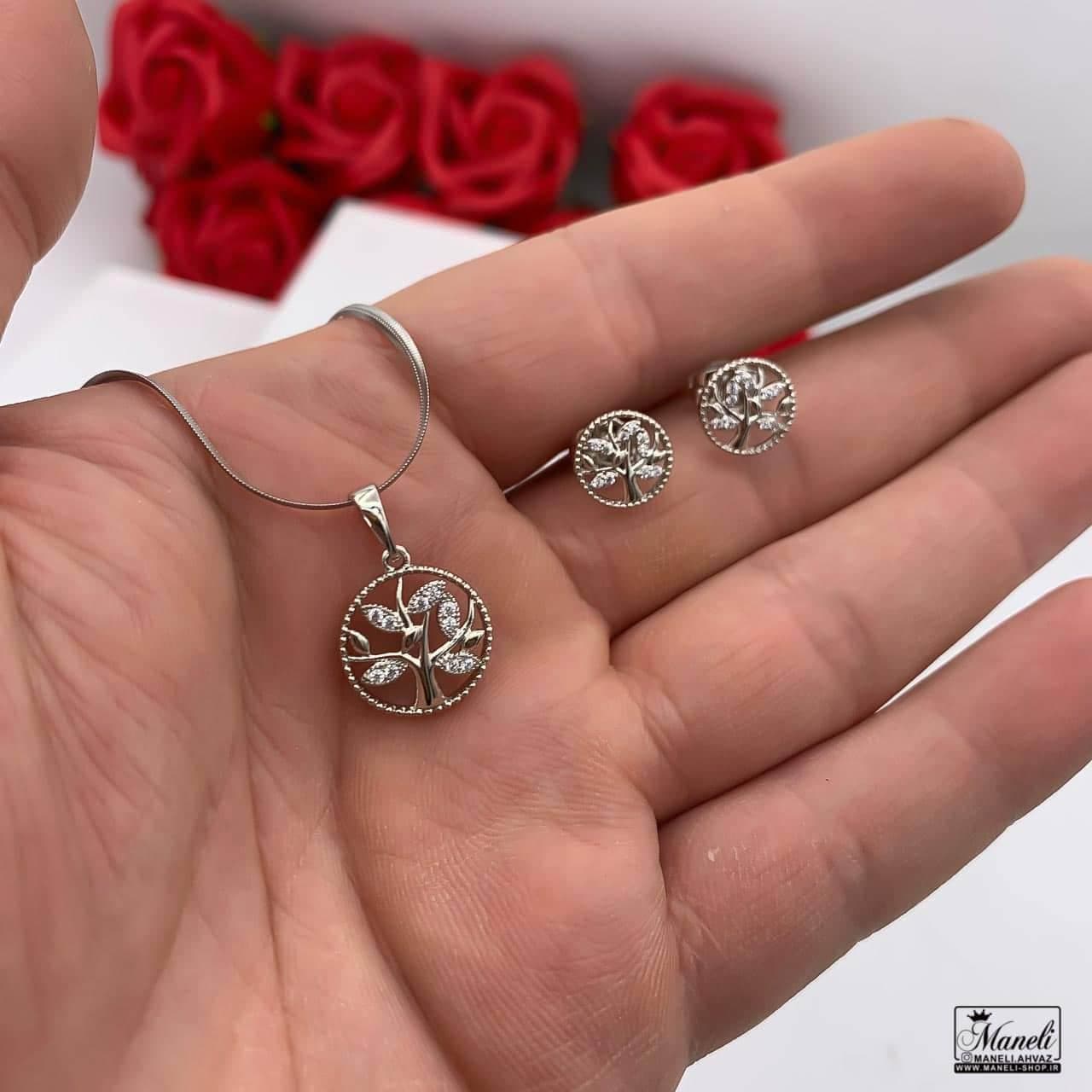نیم ست زنانه سیلور با طرح درخت -از برند ژوپینگ — تصویر ۳