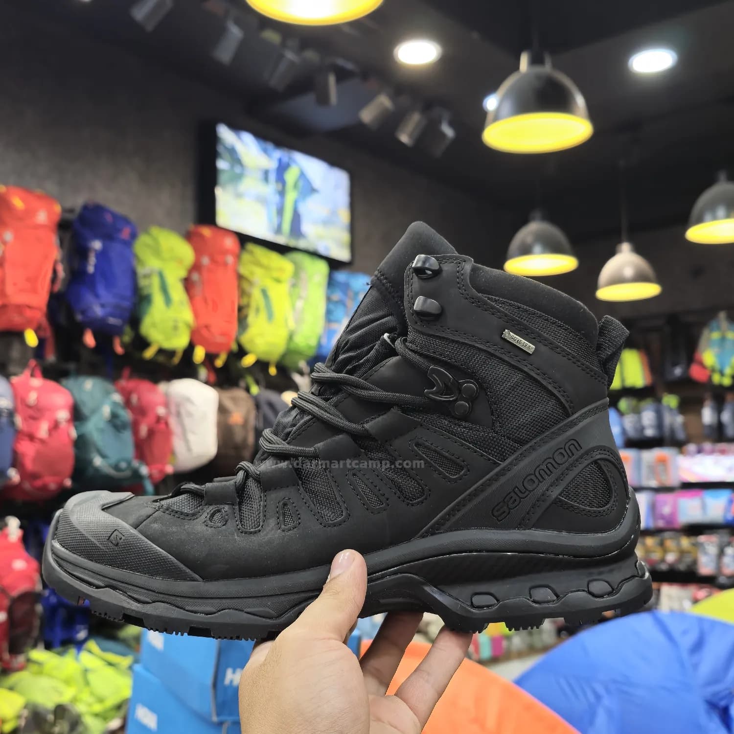 کفش طبیعت گردی و کوهنوردی مردانه برند سالامون مدل GORE-TEX — تصویر ۵