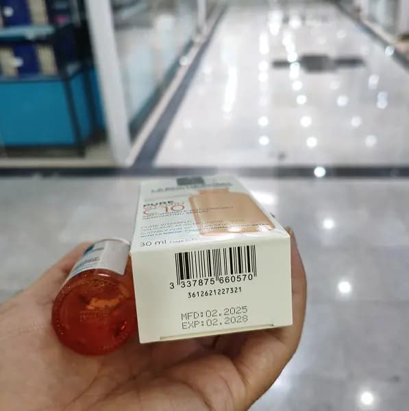 سرم ویتامین C لاروش پوزای C10 اورجینال 30 میل — تصویر ۲
