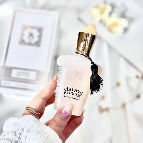 عطر ادکلن مینی کازاموراتی داما بیانکا برندینی | Casamorati Dama Bianca Brandini حجم33 میل(شرکتی) — تصویر ۲