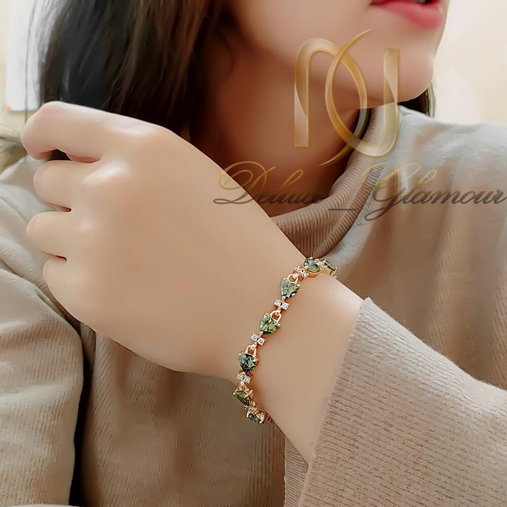 دستبند ژوپینگ نگین دار دخترانه طلایی طرح قلب سبز Br-n164 — تصویر ۲