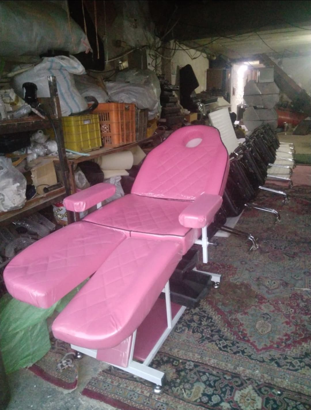 تخت چهارتیکه ماساژ دررنگ بندی متنوع قابلت تنطیم دسته ها وجاپایی به صورت مجزا تنظیم برند مدشاپ — تصویر ۵