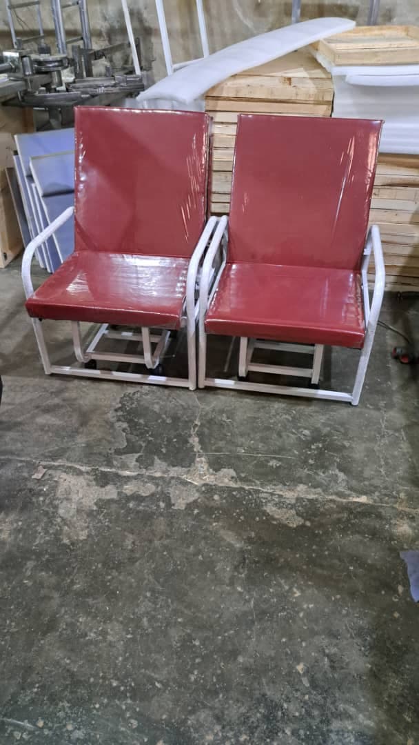 تخت صندلی‌ شو بیمارستانی همراه بیمار تختخواب شو برند مدشاپ — تصویر ۳