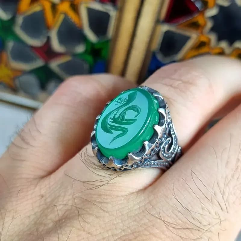 انگشتر مردانه نقره روس با نگین عقیق سبز حکاکی علی ع — تصویر ۱۱