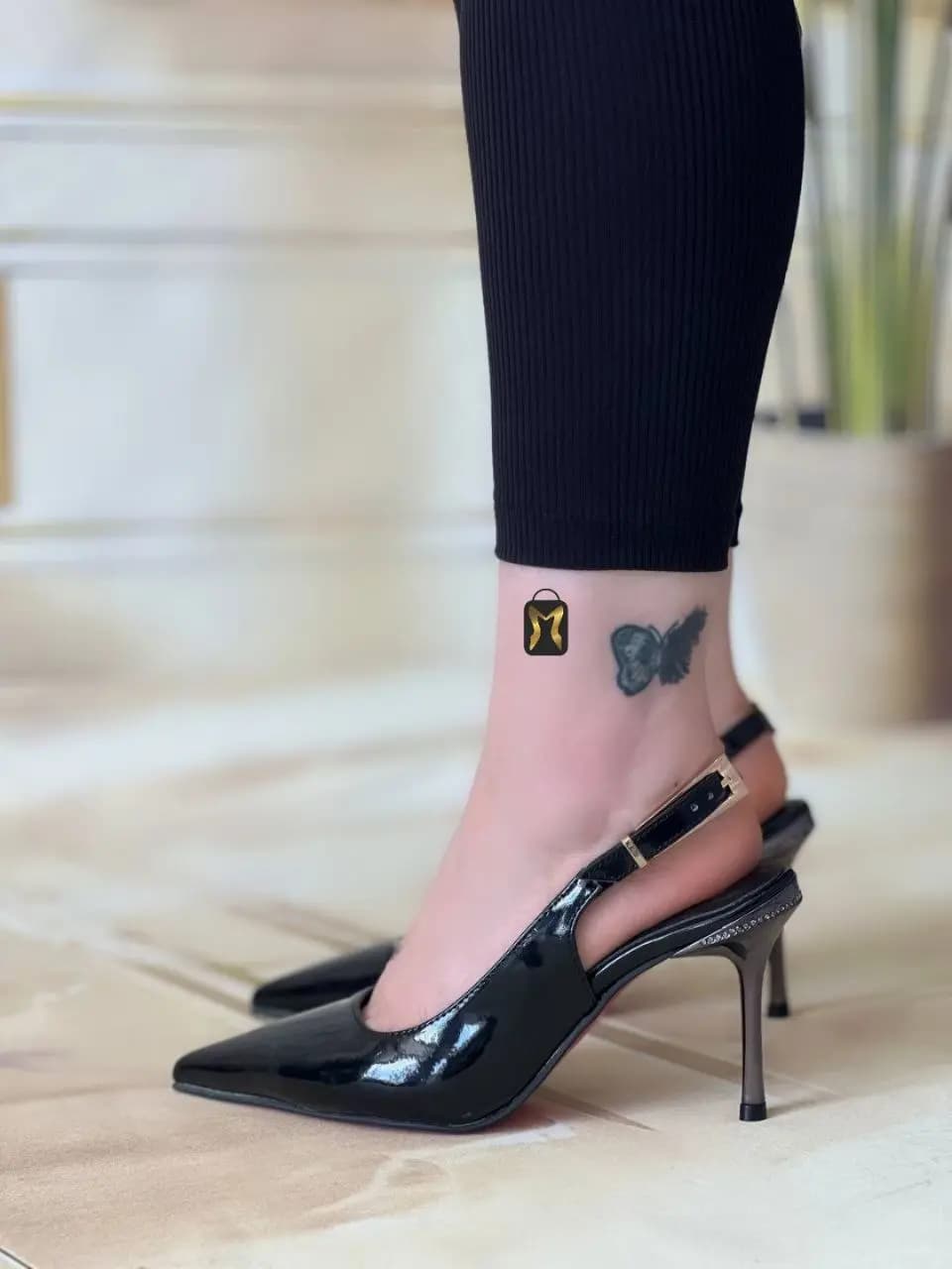 کفش پاشنه دار ورنی زنانه کد 6010 — تصویر ۳